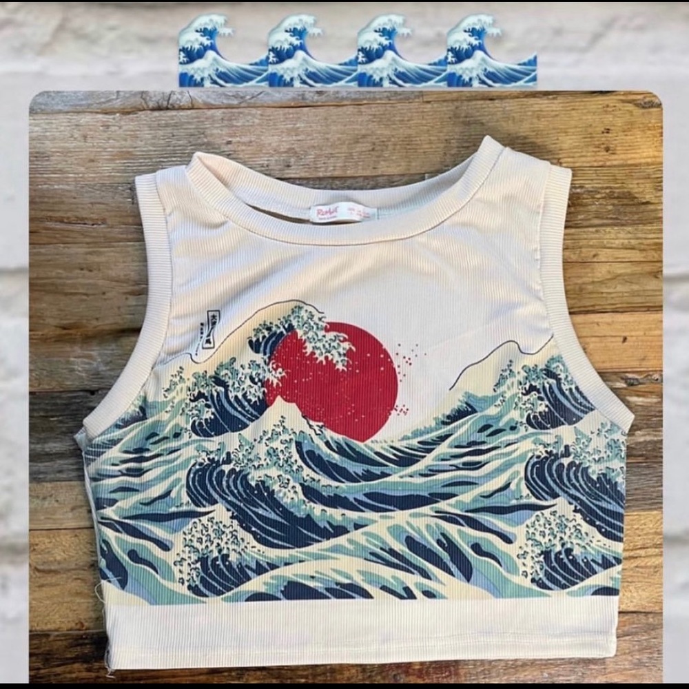 2/$12 - Japanese "the Great Wave" print crop top